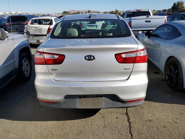 KNADM4A3XG6562241 - 2016 KIA RIO LX SILVER photo 6