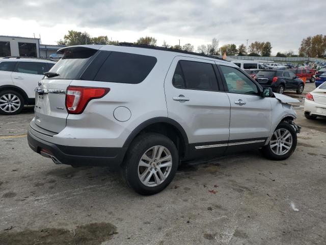 1FM5K8D84JGA97769 - 2018 FORD EXPLORER XLT Plata foto 3