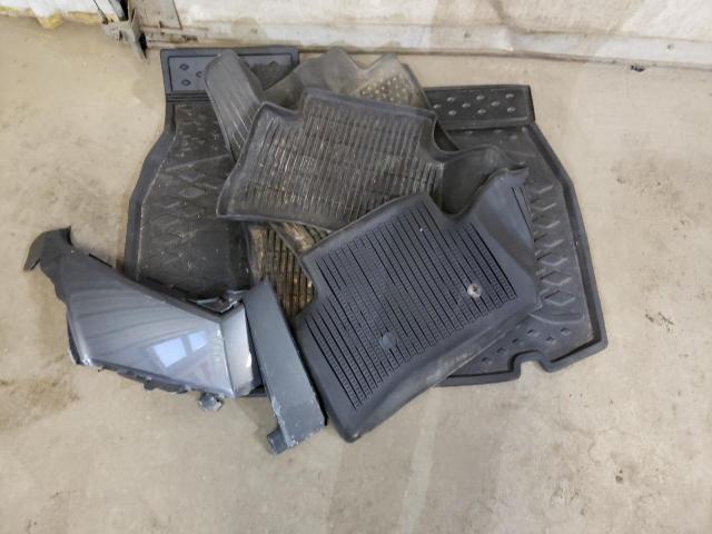 NMTKHMBXXLR118253 - 2020 TOYOTA C-HR XLE GRAY photo 13