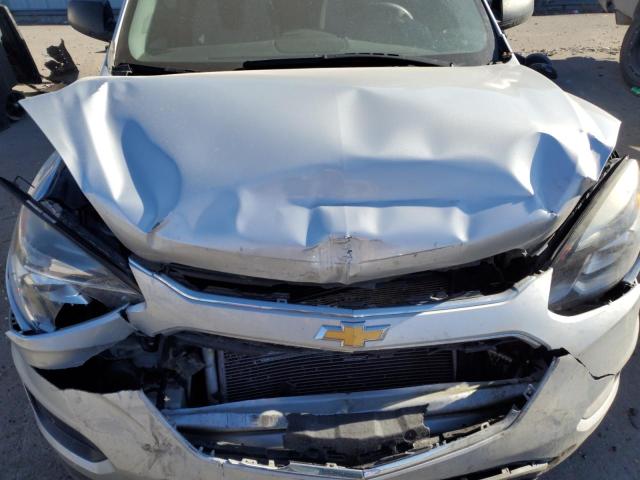 2GNALBEKXH1534776 - 2017 CHEVROLET EQUINOX LS SILVER photo 11