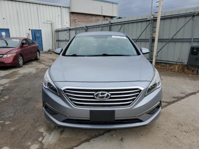 5NPE24AFXFH206660 - 2015 HYUNDAI SONATA SE SILVER photo 5