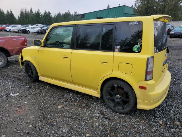 JTLKT334254015698 - 2005 TOYOTA SCION XB YELLOW photo 2