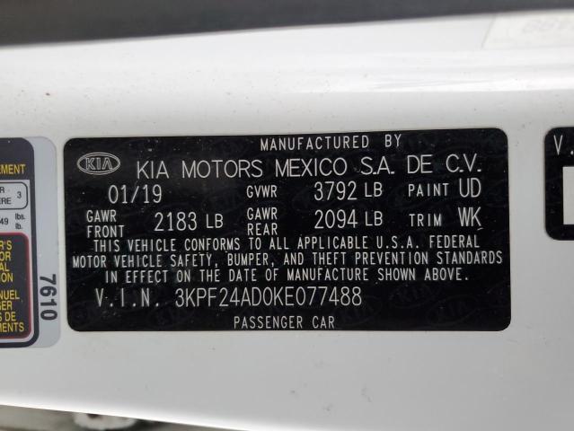 3KPF24AD0KE077488 - 2019 KIA FORTE FE WHITE photo 13