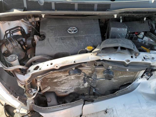 5TDYK3DCXES522836 - 2014 TOYOTA SIENNA XLE SILVER photo 12