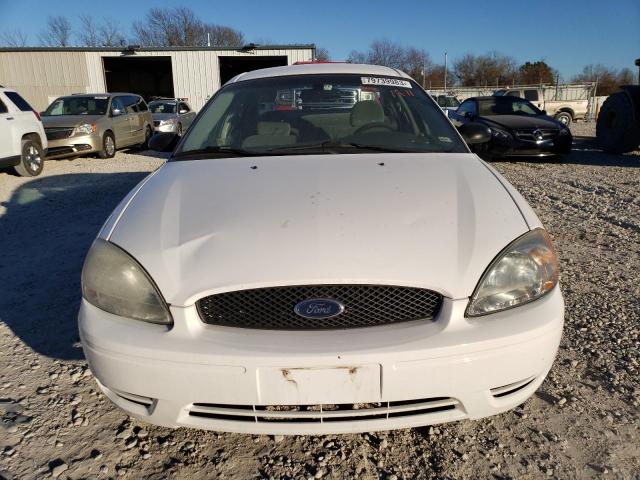 1FAFP53U65A264753 - 2005 FORD TAURUS SE WHITE photo 5