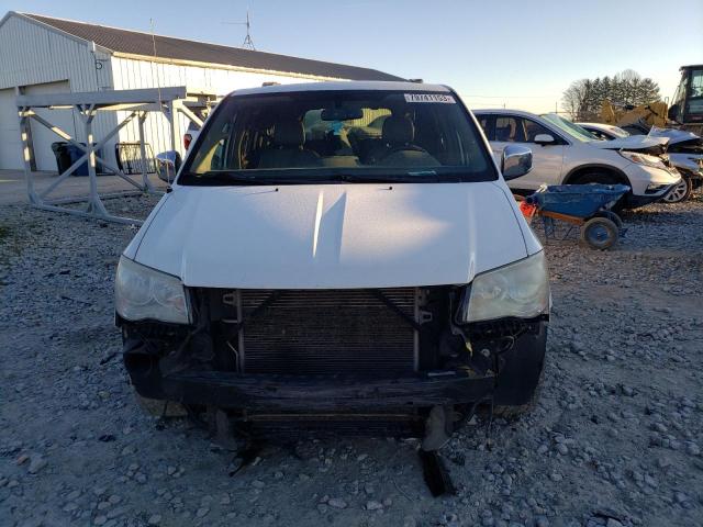 2C4RC1CG0CR116774 - 2012 CHRYSLER TOWN & COU TOURING L WHITE photo 5