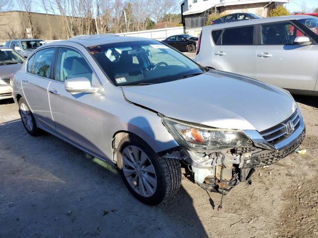 1HGCR2F78DA247917 - 2013 HONDA ACCORD EX SILVER photo 4