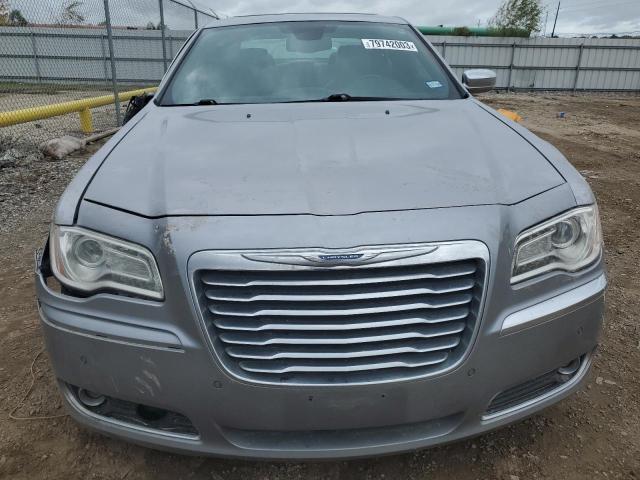 2C3CCAEG2EH310254 - 2014 CHRYSLER 300C SILVER photo 5