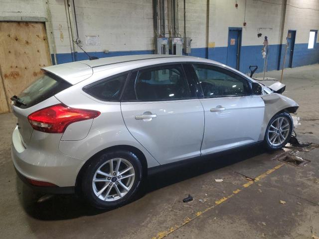 1FADP3K27FL362708 - 2015 FORD FOCUS SE SILVER photo 3