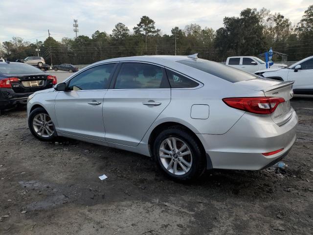 5NPE24AF3GH370012 - 2016 HYUNDAI SONATA SE SILVER photo 2