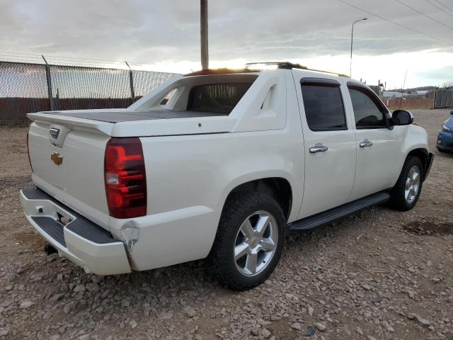 3GNTKGE79CG207354 - 2012 CHEVROLET AVALANCHE LTZ WHITE photo 3