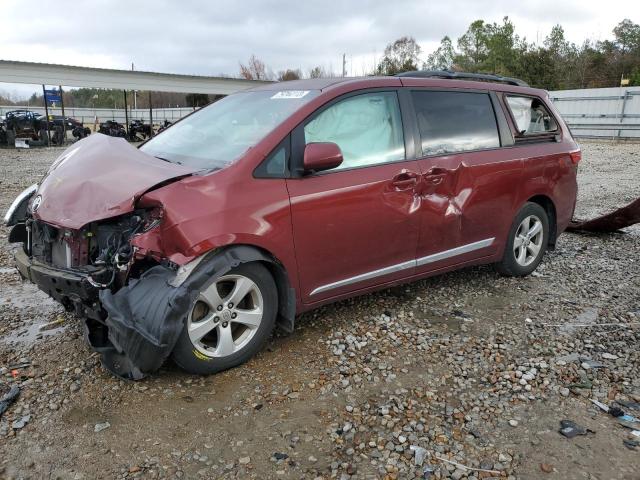 5TDKK3DC5FS655818 - 2015 TOYOTA SIENNA LE RED photo 1