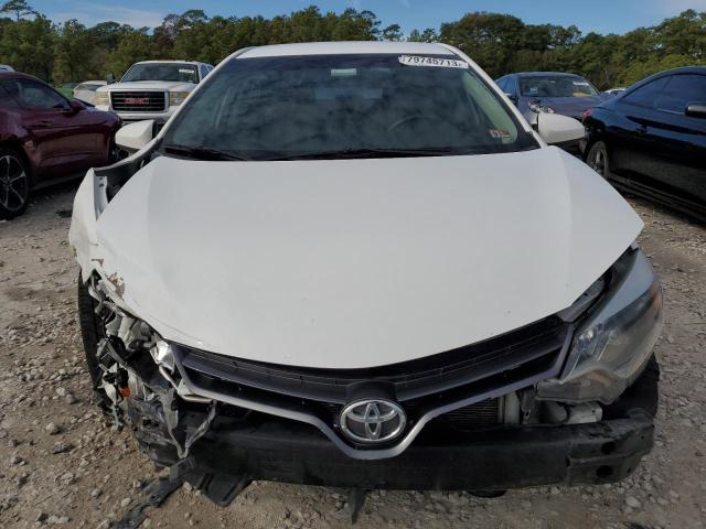 2T1BURHE4GC573338 - 2016 TOYOTA COROLLA L WHITE photo 5