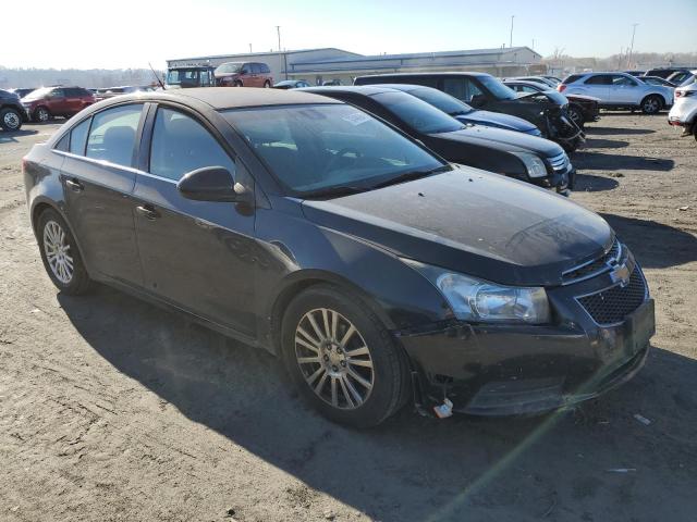 1G1PJ5S97B7239522 - 2011 CHEVROLET CRUZE ECO BLACK photo 4