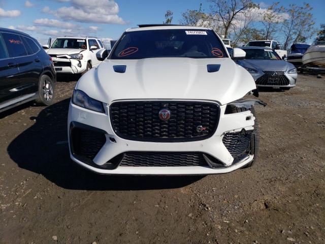 SADCZ2EE2PA712988 - 2023 JAGUAR F-PACE SVR WHITE photo 5