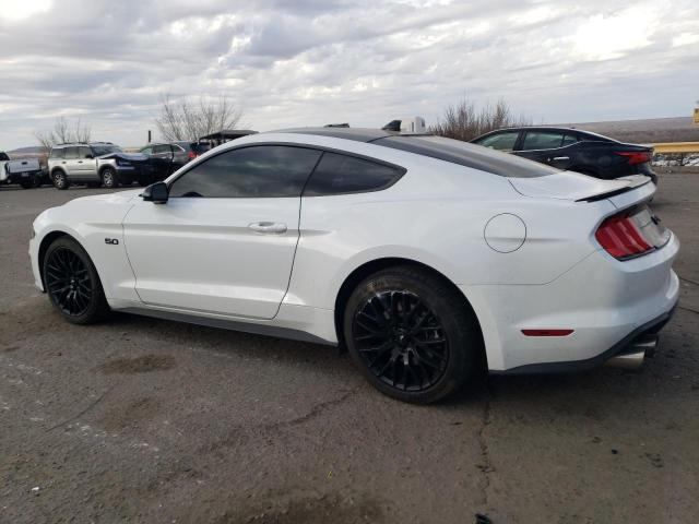 1FA6P8CF9N5109352 - 2022 FORD MUSTANG GT WHITE photo 2