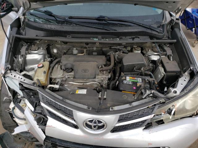 JTMWFREV8FD069425 - 2015 TOYOTA RAV4 XLE SILVER photo 12