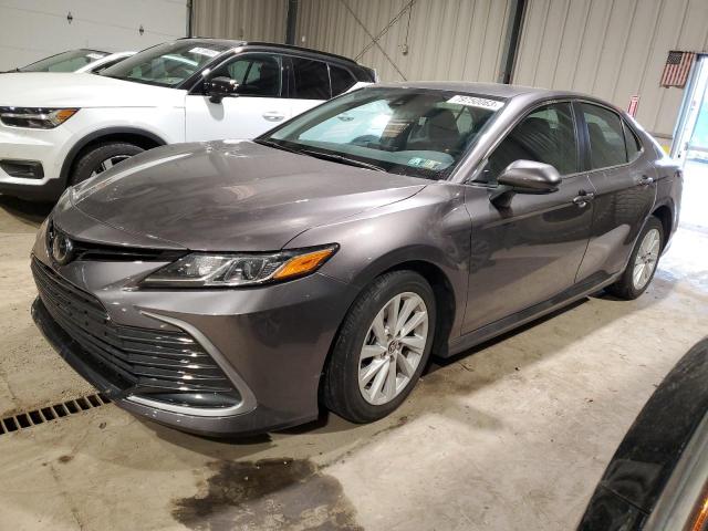 2022 TOYOTA CAMRY LE, 