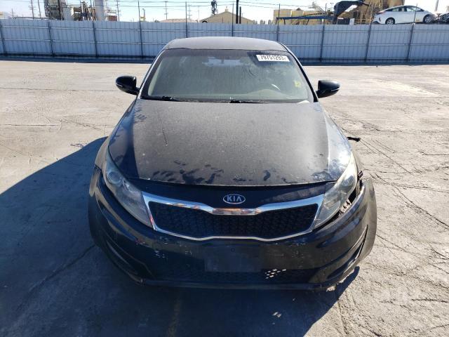 KNAGM4A70C5273062 - 2012 KIA OPTIMA LX BLACK photo 5