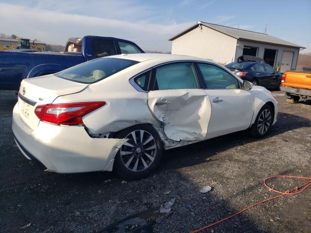 1N4AL3AP3HC266198 - 2017 NISSAN ALTIMA 2.5 WHITE photo 3