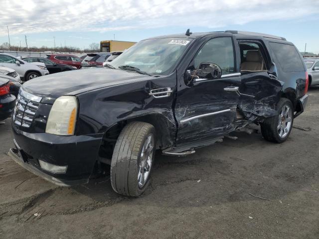 2013 CADILLAC ESCALADE LUXURY, 