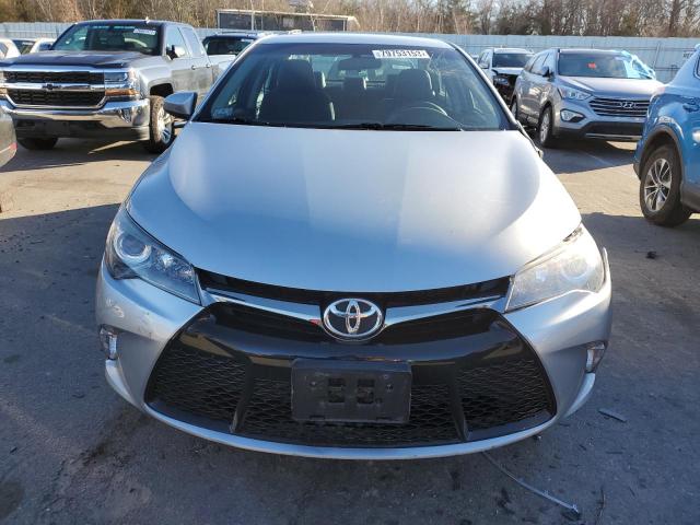 4T1BF1FK5HU758146 - 2017 TOYOTA CAMRY LE SILVER photo 5