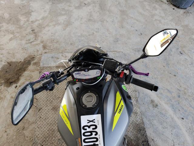 JYARM27E9JA001745 - 2018 YAMAHA MT07 GRAY photo 7