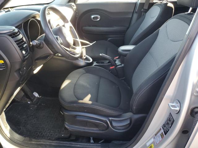KNDJP3A51K7008033 - 2019 KIA SOUL + SILVER photo 7