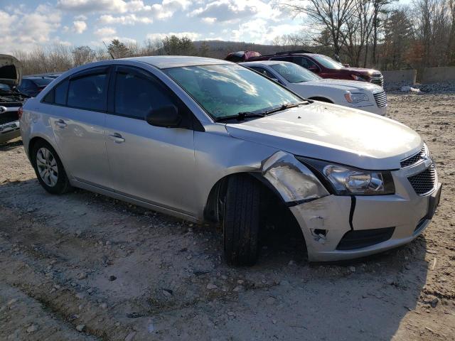 1G1PA5SG4E7255101 - 2014 CHEVROLET CRUZE LS SILVER photo 4