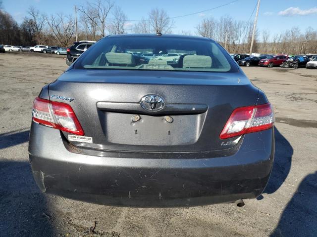 4T1BF3EK0BU653986 - 2011 TOYOTA CAMRY BASE GRAY photo 6