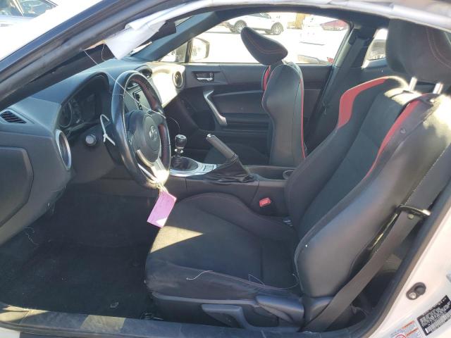 JF1ZNAA18G9708420 - 2016 TOYOTA SCION FR-S WHITE photo 7