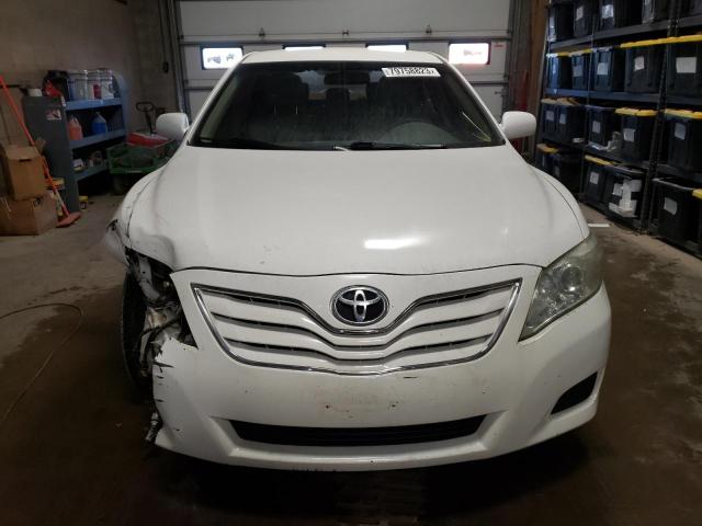 4T1BF3EKXBU726121 - 2011 TOYOTA CAMRY BASE WHITE photo 5