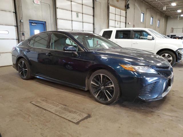 4T1B61HK4JU510277 - 2018 TOYOTA CAMRY XSE BLUE photo 4