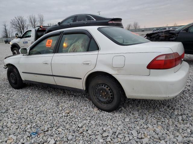 1HGCG5648YA148517 - 2000 HONDA ACCORD LX WHITE photo 2