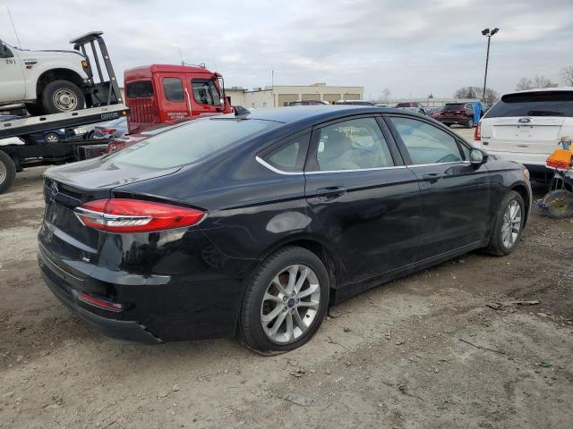 3FA6P0H70KR123328 - 2019 FORD FUSION SE BLACK photo 3