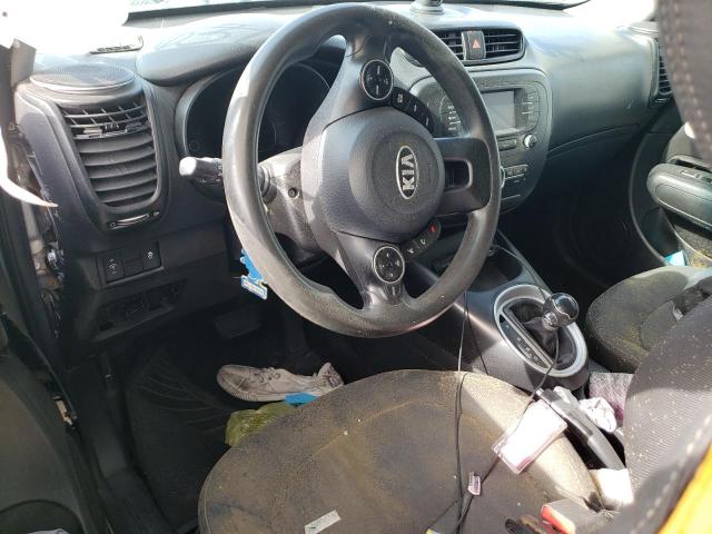 KNDJP3A5XH7477422 - 2017 KIA SOUL + GRAY photo 8