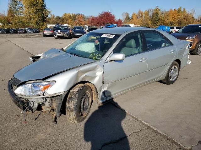 2002 TOYOTA CAMRY LE, 