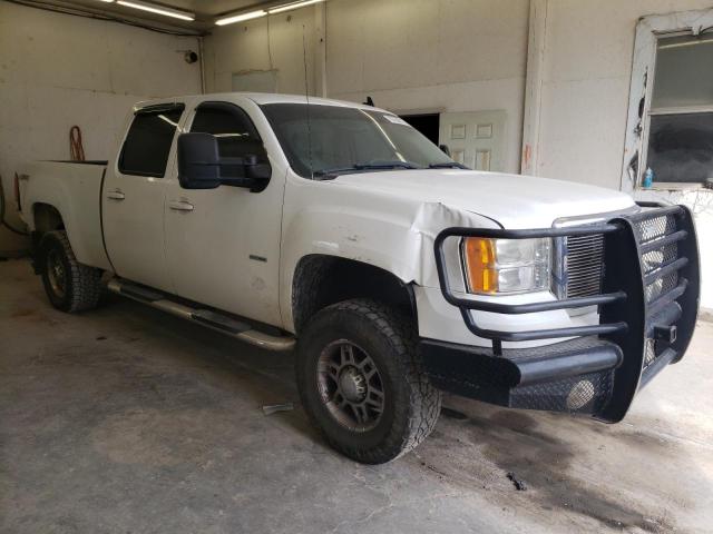 1GTHK63649F113444 - 2009 GMC SIERRA K2500 SLT WHITE photo 4