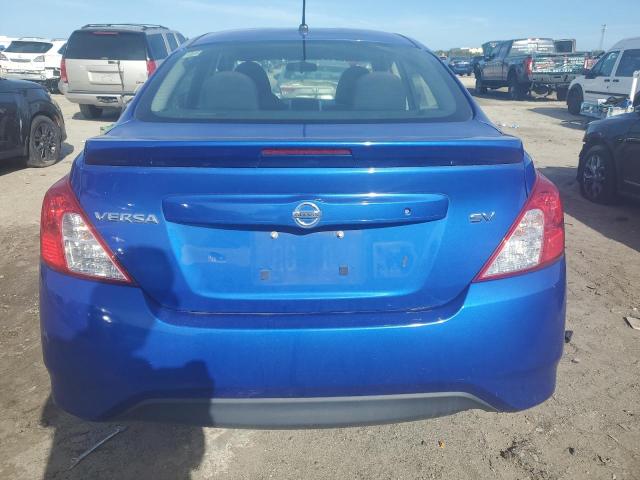 3N1CN7AP6HL840191 - 2017 NISSAN VERSA S BLUE photo 6