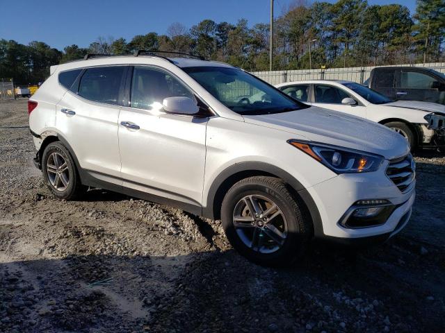 5NMZUDLB9HH033266 - 2017 HYUNDAI SANTA FE S WHITE photo 4