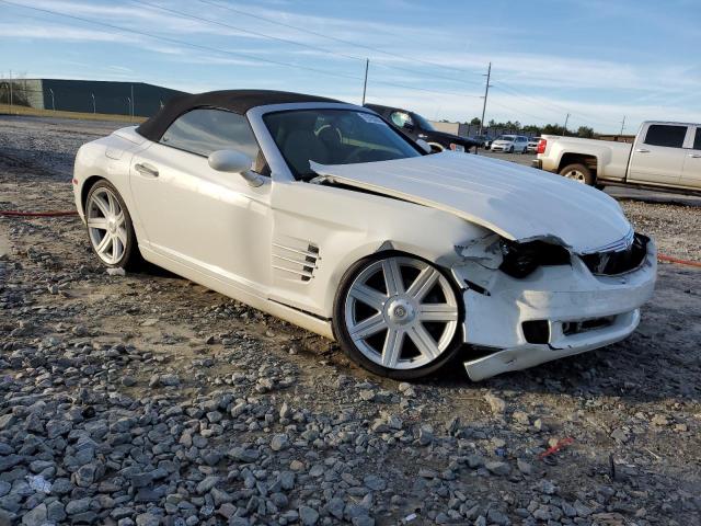 1C3AN65LX5X051567 - 2005 CHRYSLER CROSSFIRE LIMITED WHITE photo 4