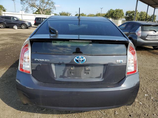 JTDKN3DU0F0440317 - 2015 TOYOTA PRIUS GRAY photo 6