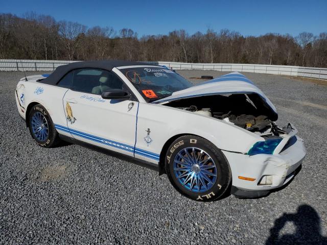 1ZVBP8EM9C5203519 - 2012 FORD MUSTANG WHITE photo 4