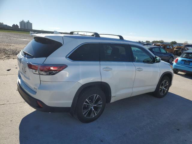 5TDKKRFH0GS149147 - 2016 TOYOTA HIGHLANDER XLE WHITE photo 3