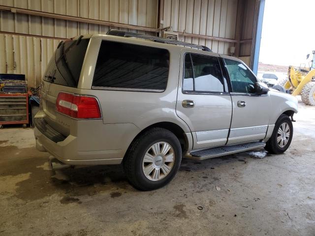 5LMFU27548LJ10029 - 2008 LINCOLN NAVIGATOR ოქროსფერი ფოტო 3