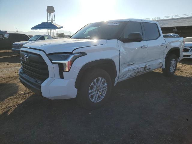 5TFLA5AB2NX002404 - 2022 TOYOTA TUNDRA CREWMAX SR WHITE photo 1