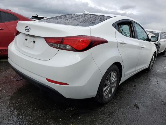 5NPDH4AE1GH766778 - 2016 HYUNDAI ELANTRA SE WHITE photo 3