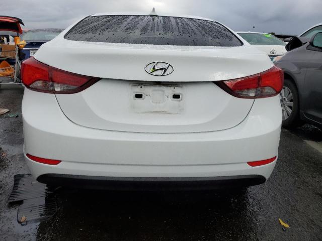 5NPDH4AE1GH766778 - 2016 HYUNDAI ELANTRA SE WHITE photo 6