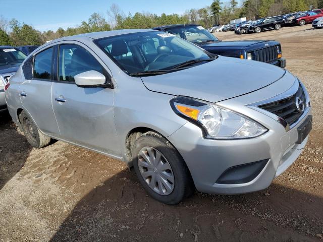 3N1CN7AP9GL909664 - 2016 NISSAN VERSA S SILVER photo 4