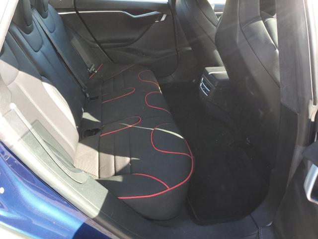 5YJSA1E28HF211062 - 2017 TESLA MODEL S ლურჯი ფოტო 10